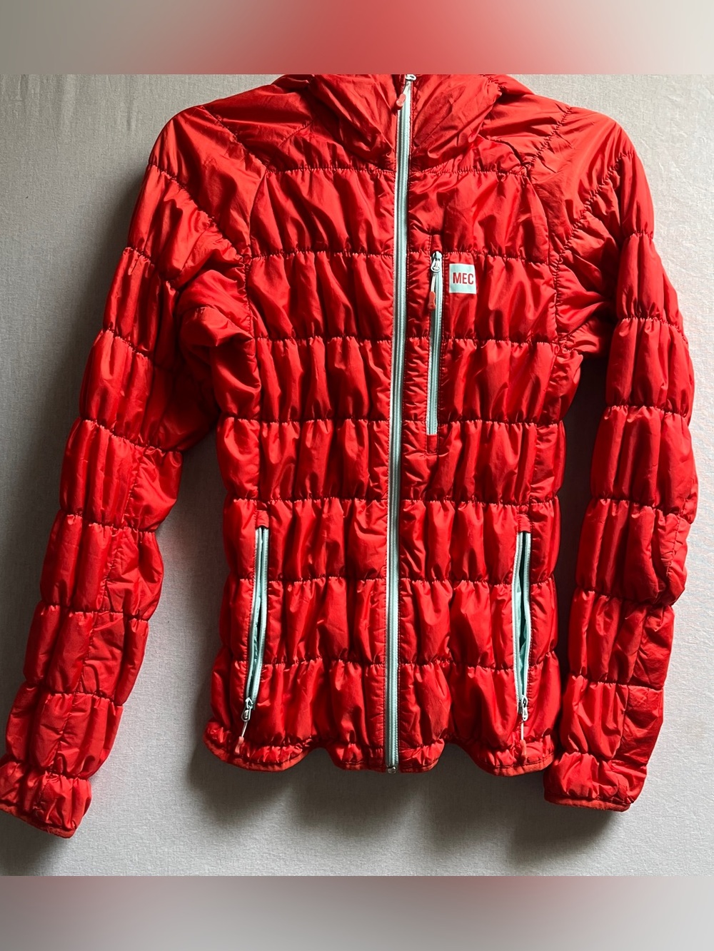 MEC Primaloft Hooded Quilted Puffer Jacket Coat Size Small